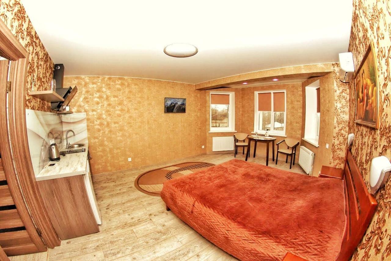 Комфортні Апартаменти В Чернігові Chernihiv Bagian luar foto